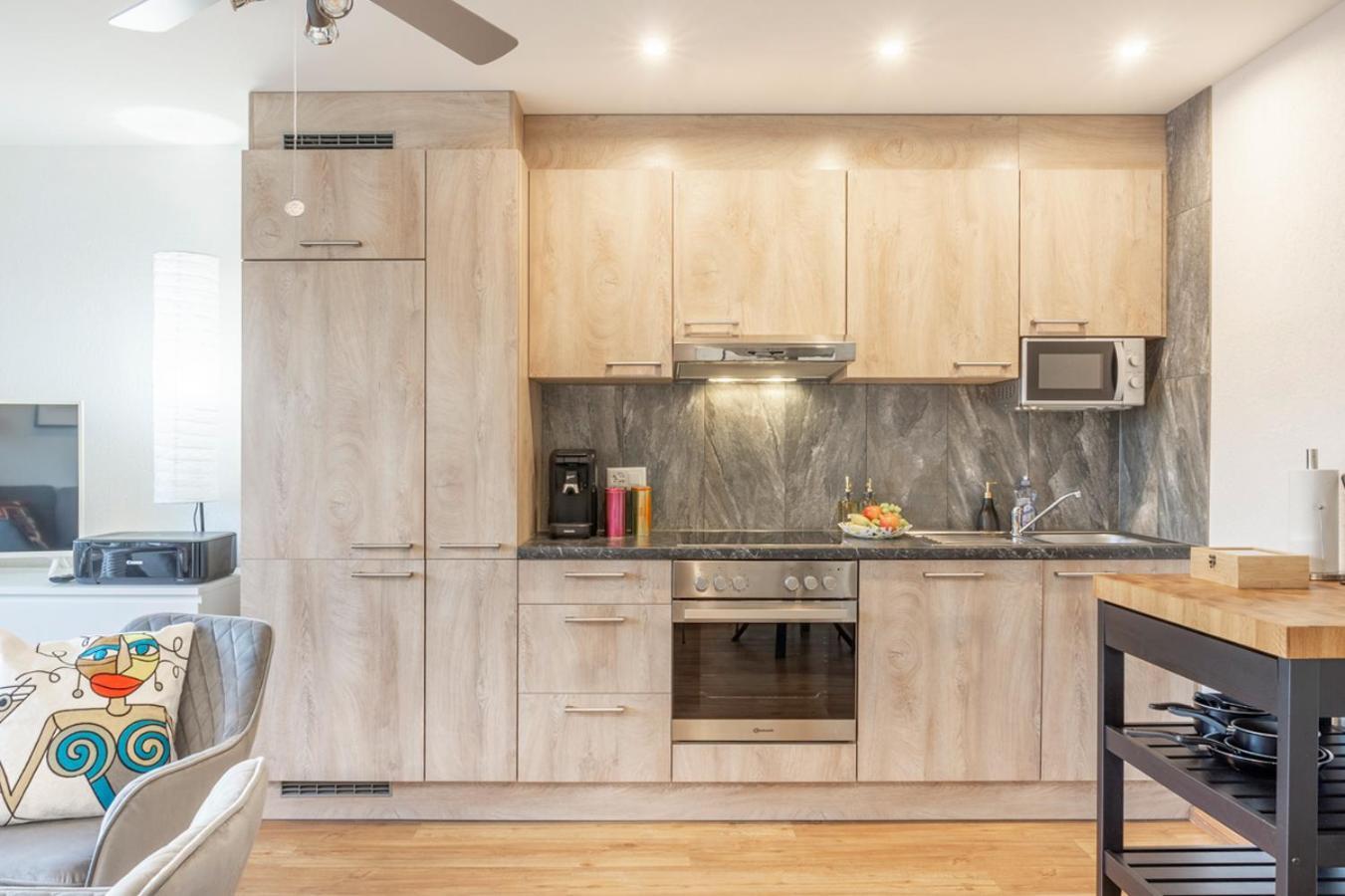 Special Picco Picasso Apartment Basel, Bahnhof Grossbasel 10-Star エクステリア 写真